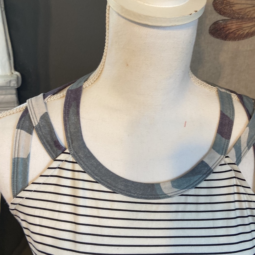 Woman’s Tank Top - Picture 4 of 5